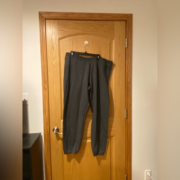 Hanes Eco Smart Men’s Size 2XL Dark Grey Sweatpants with Elastic Band Ankle NEW - Picture 1 of 5